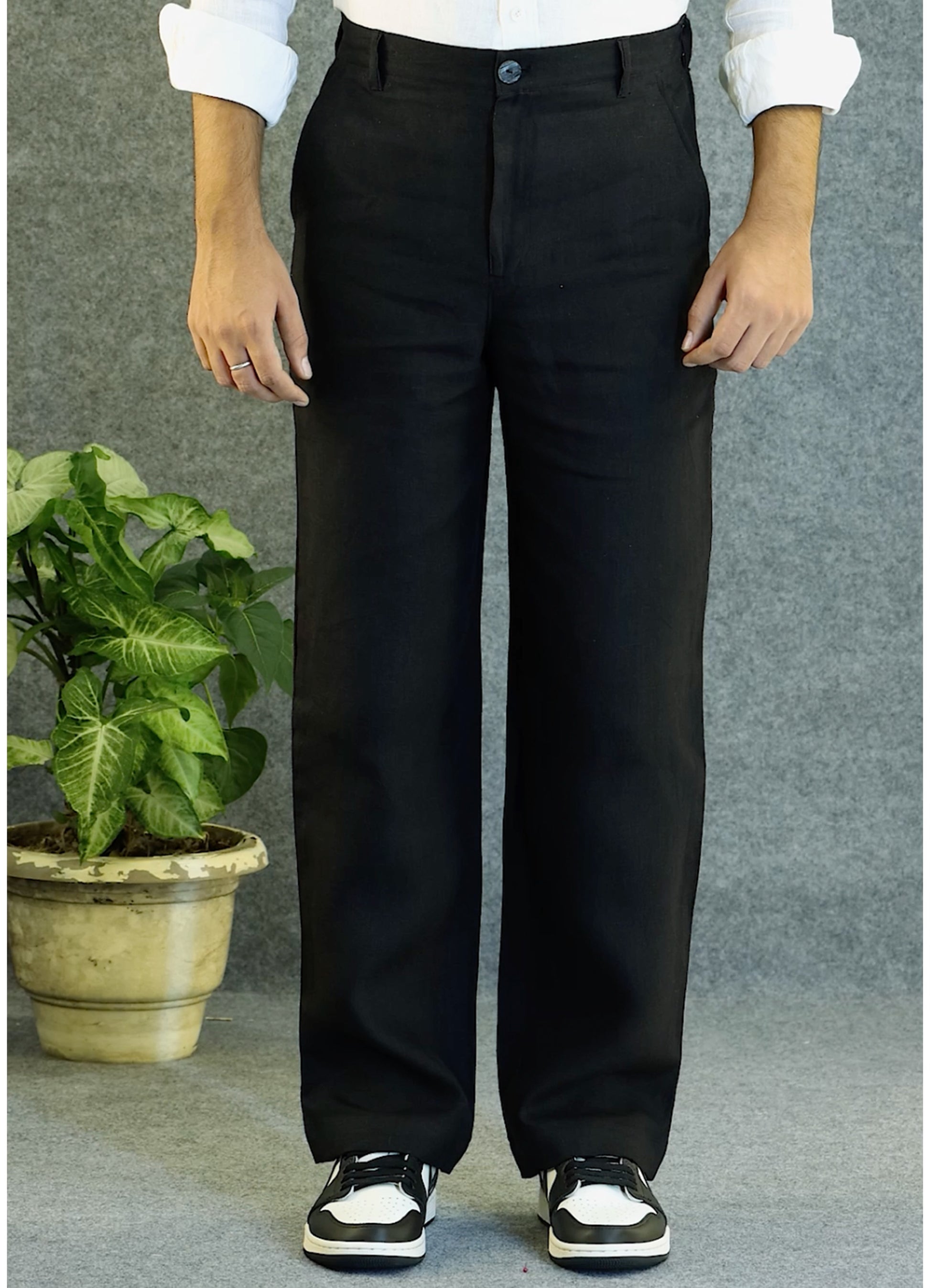 LOOSE-FIT LINEN TROUSERS (100% Linen)