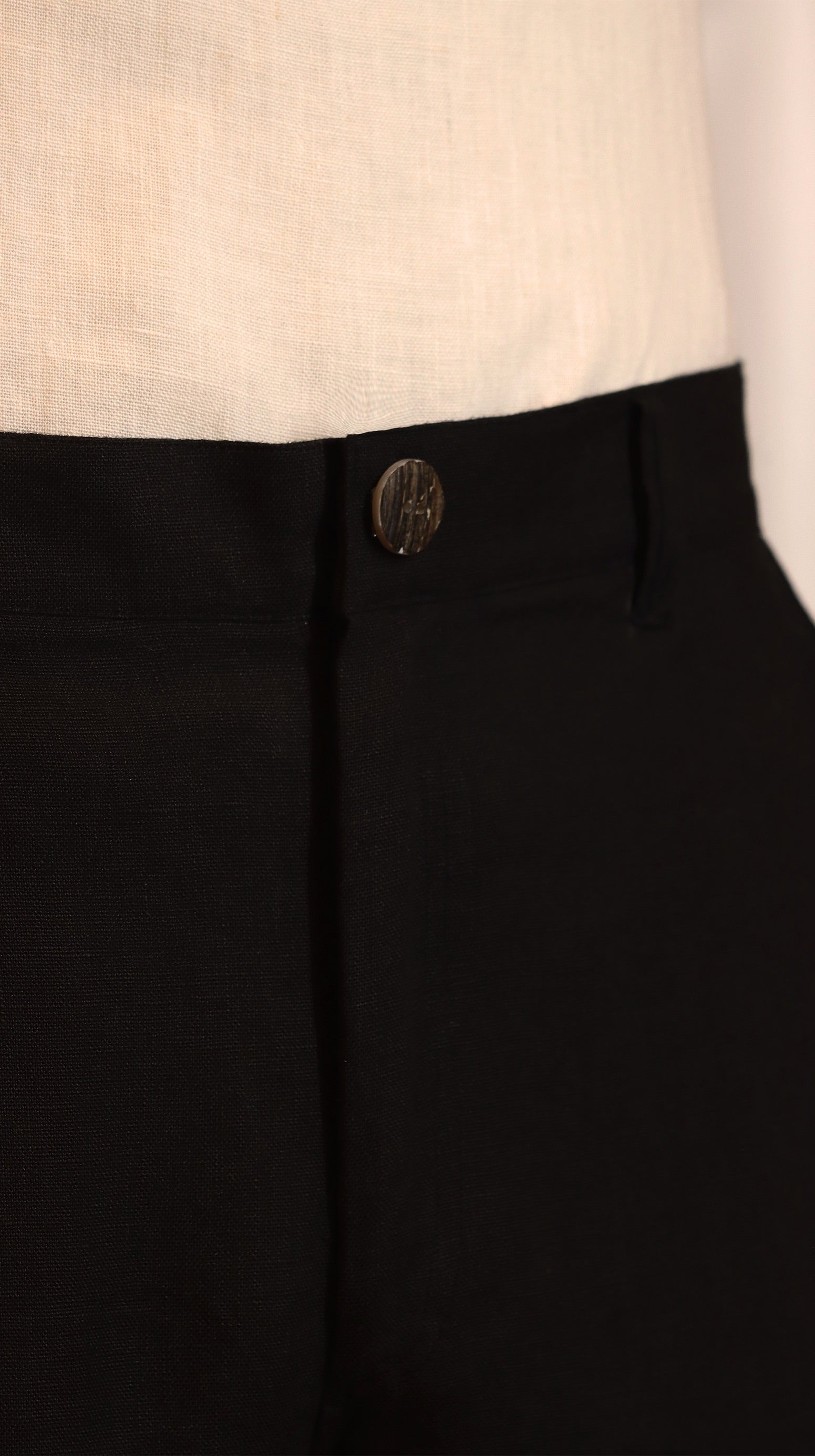 LOOSE-FIT LINEN TROUSERS (100% Linen)