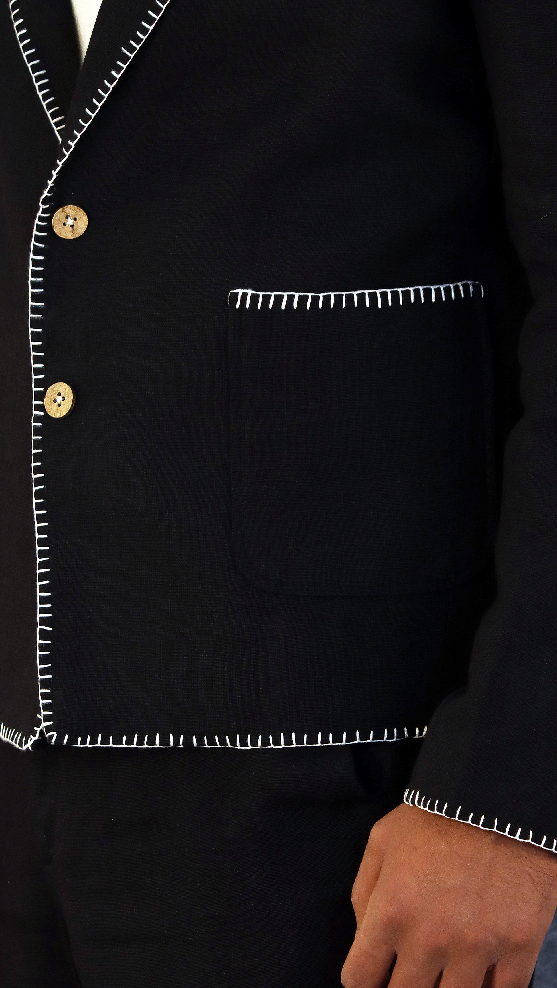 NOIR STITCHWORK JACKET (100% Linen)