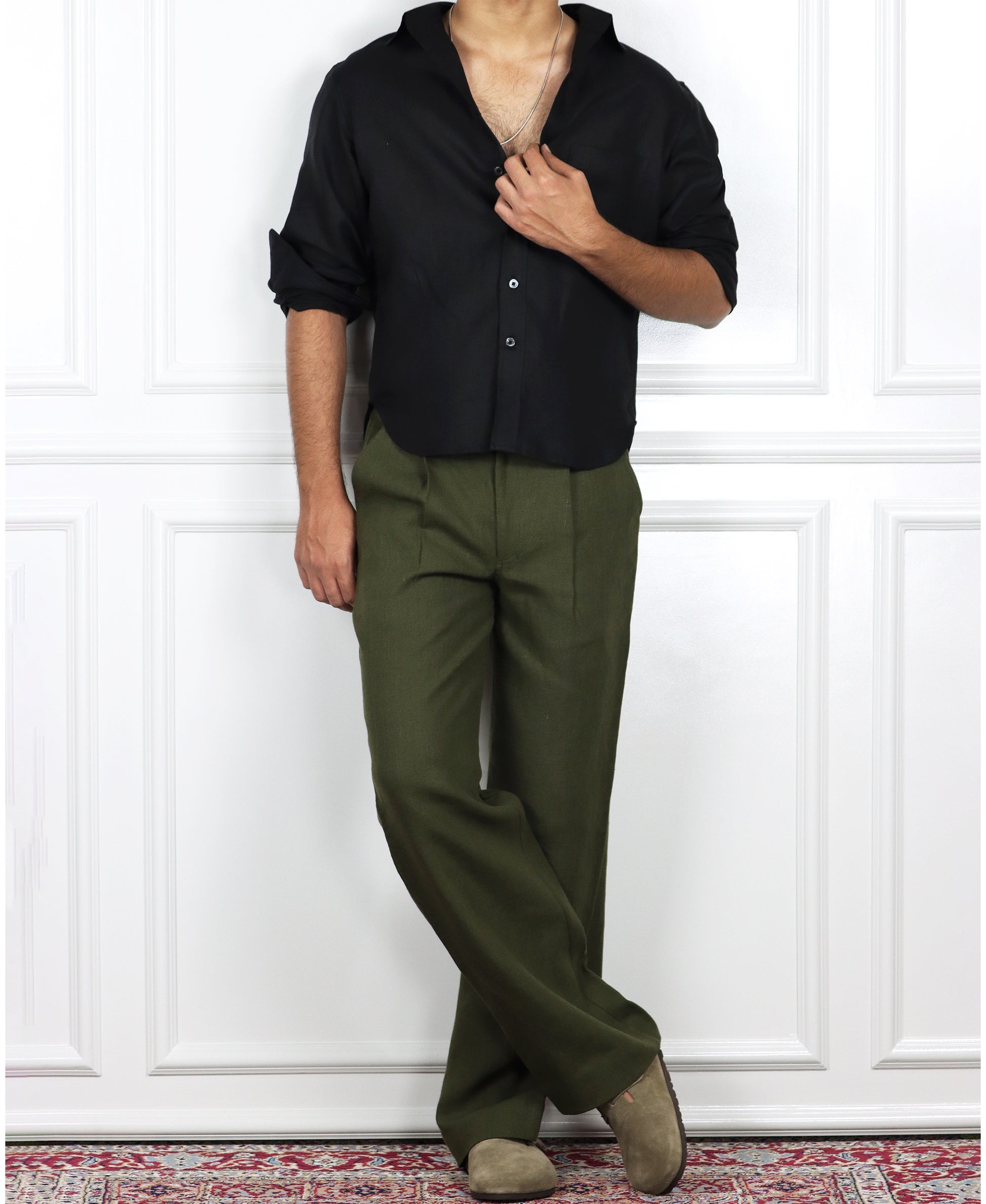 Black Cropped Linen Shirt