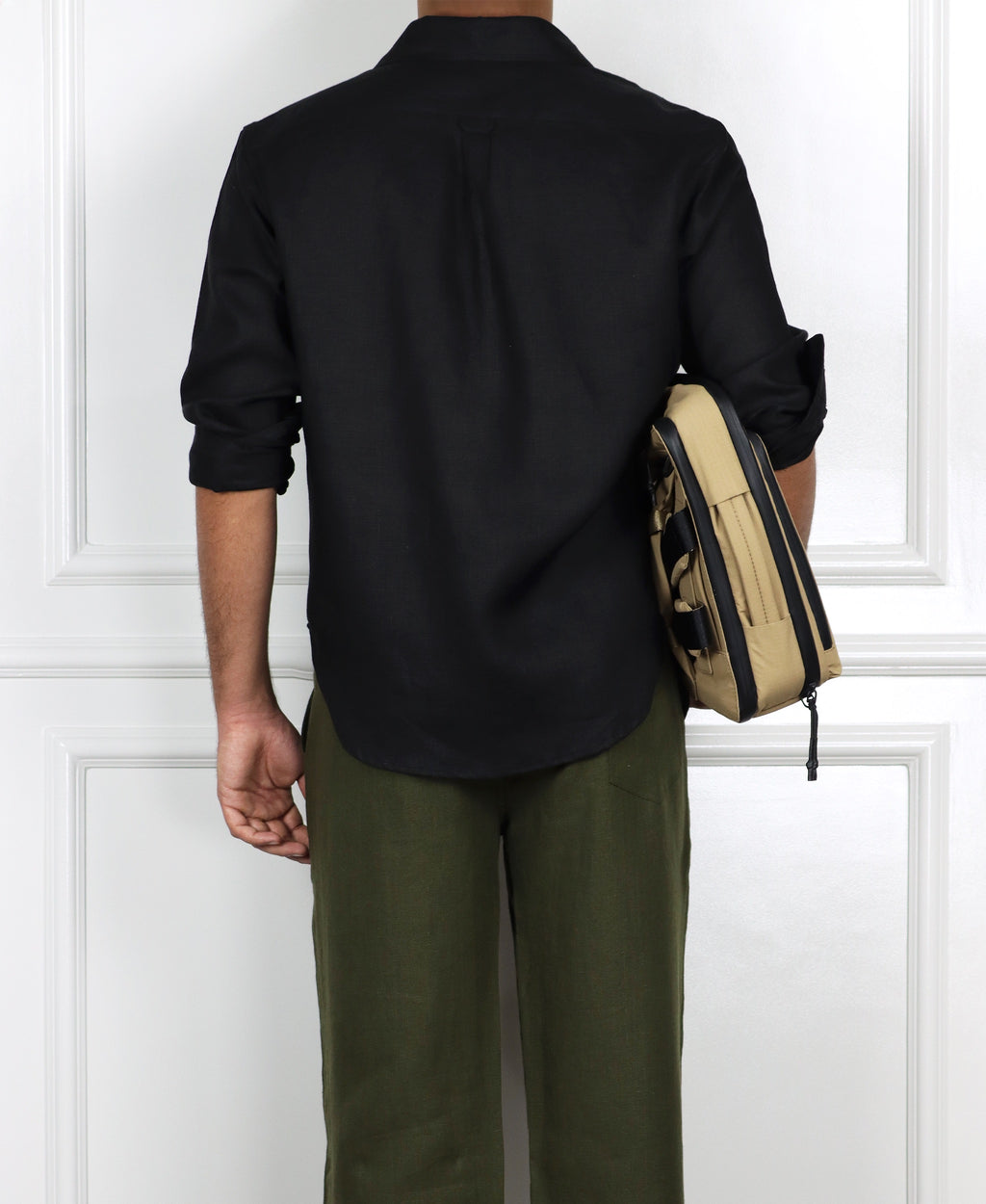 Black Cropped Linen Shirt